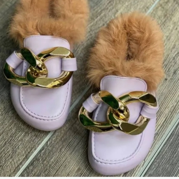 NWT LAVENDER MULES/SLIDES - Picture 3 of 4